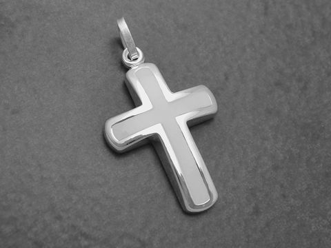 Kreuz massiv glanz aus Sterling Silber mit weißem Lack und Stein, hergestellt von Juwelier Harnisch, elegantes Schmuckstück mit zeitlosem Design.