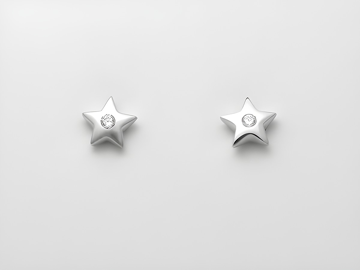 Silber Ohrringe in Sternform aus Sterling Silber mit glitzerndem Zirkonia, Hersteller Juwelier Harnisch, als Stecker gestaltet.