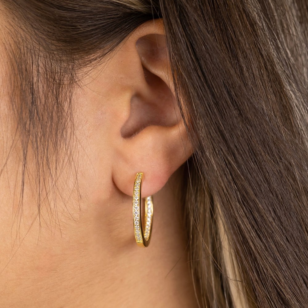 Engelsrufer BASIC Creole Lisa - mit Zirkonia Gelbgold vergoldet auf Silber 24 mm – Ansicht 3