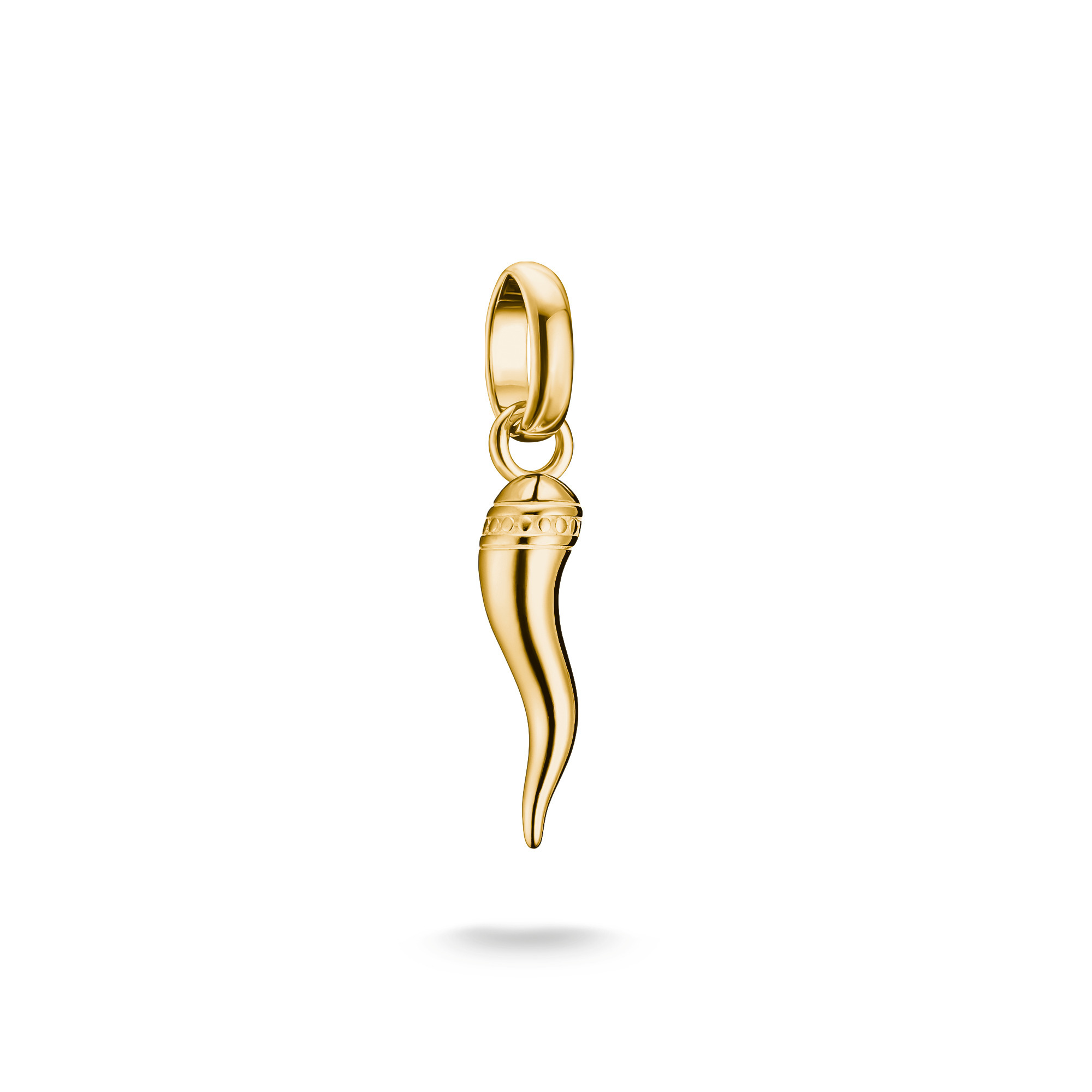 Charm von Thomas Sabo im Design eines Cornicello, in 18k Gelbgold vergoldet, mit Öse, ideal für persönliche Schmuckkollektionen, Neuheit des Herstellers Thomas Sabo.