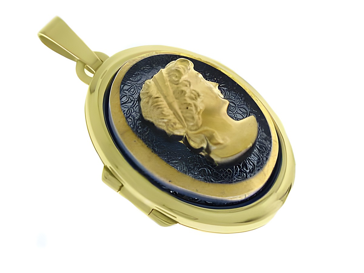 Dame blau Medaillon mit Cabochon in Gold 585, gefertigt von Juwelier Harnisch, zeigt ein kunstvolles Relief einer Dame auf einem dunkelblauen Hintergrund.