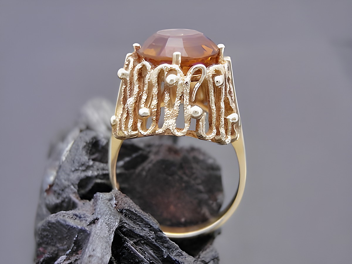 Goldring faszinierend Gr. 56,5 mit Topas in Gold 585, Hersteller Juwelier Harnisch, bis Gr. 58/18,5, kunstvoll gestaltetes Design und edle Ausstrahlung. – Ansicht 2