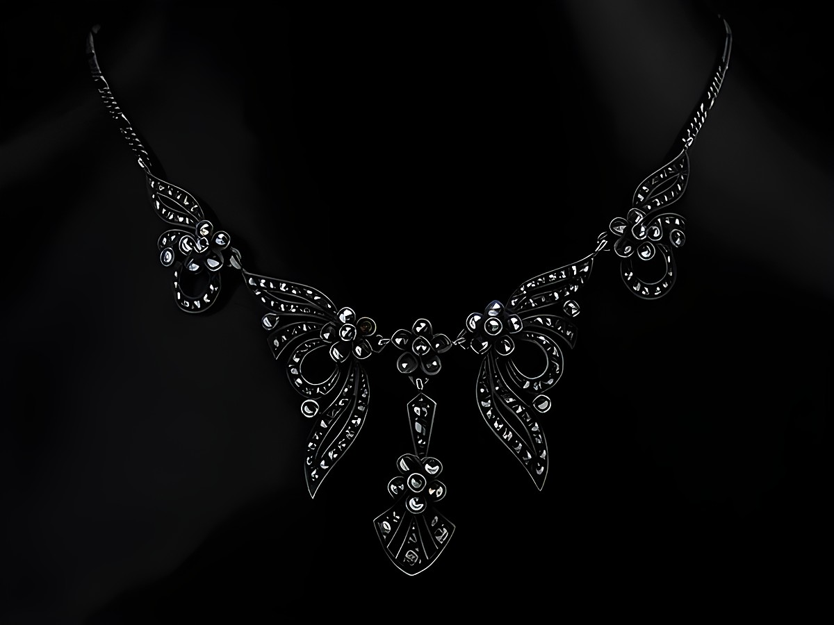 Designerschmuck Silber Collier Kette funkelnd mit Markasit geschwärzt 45 cm von Juwelier Harnisch im Vintage Stil, elegant und glanzvoll mit filigranen Details.