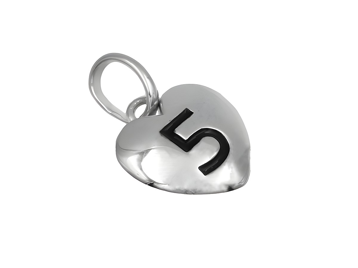 Anhänger Herz 5 aus 925 Sterling Silber, poliert und rhodiniert, mit schwarzer Zahl 5 auf der Vorderseite. Ideal für Schmuckliebhaber und als persönliches Geschenk.