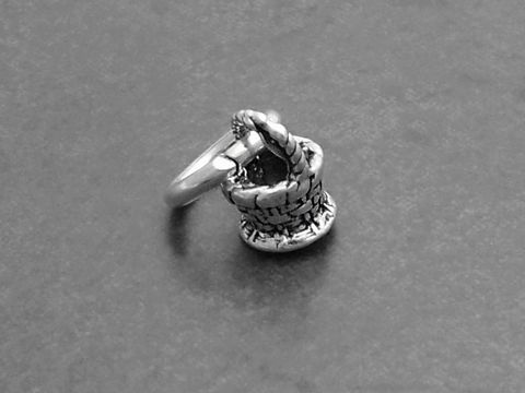 Kleiner Korb -KÖRBCHEN- 925 Sterling Silber Anhänger von Juwelier Harnisch, filigran gearbeitet mit liebevollen Details, vielseitig einsetzbar, perfekt für persönlichen Schmuck oder Geschenke.