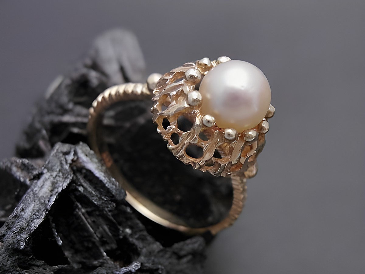 Gold Perlen Ring mit Zuchtperle von 6,6 mm in Größe 55,5, feines Gold 333, Hersteller Juwelier Harnisch, elegantes Design bis Größe 56/18.