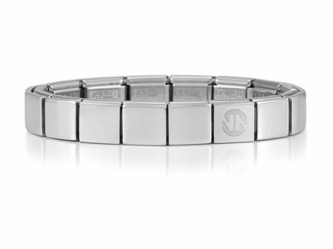 Edelstahlarmband von Nomination Ikons Classic Base mit 16 Elementen, schlichtes und modernes Design, hohe Verarbeitungsqualität und glänzende Oberfläche. Geeignet für lässige und elegante Anlässe.