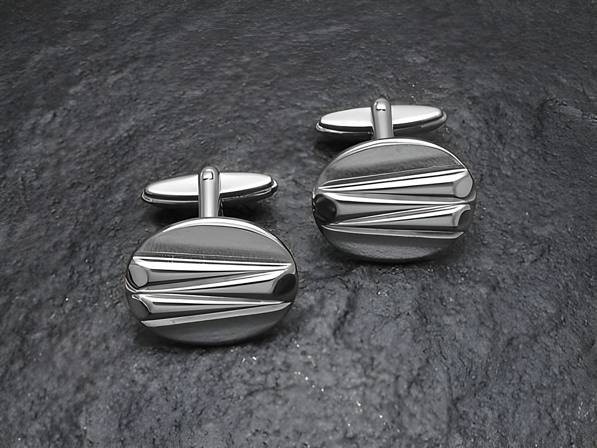 Manschettenknöpfe aus Echt Silber im Modell Blitz von Juwelier Harnisch, mit einem eleganten Design und einer glänzenden Oberfläche, perfekt für besondere Anlässe.