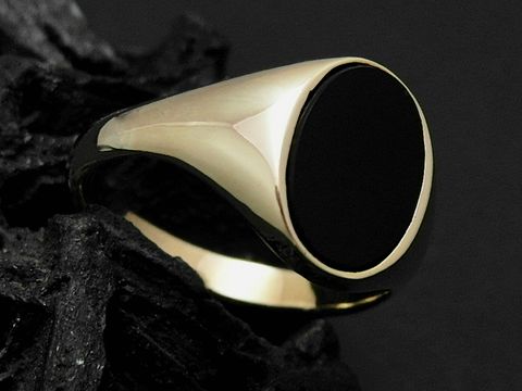 Goldring klassisch Gold 375 mit Onyx-Achat in Größe 59, Hersteller Juwelier Harnisch, geeignet bis Größe 60. Eleganter Bicolor-Ring mit schwarzem Stein.