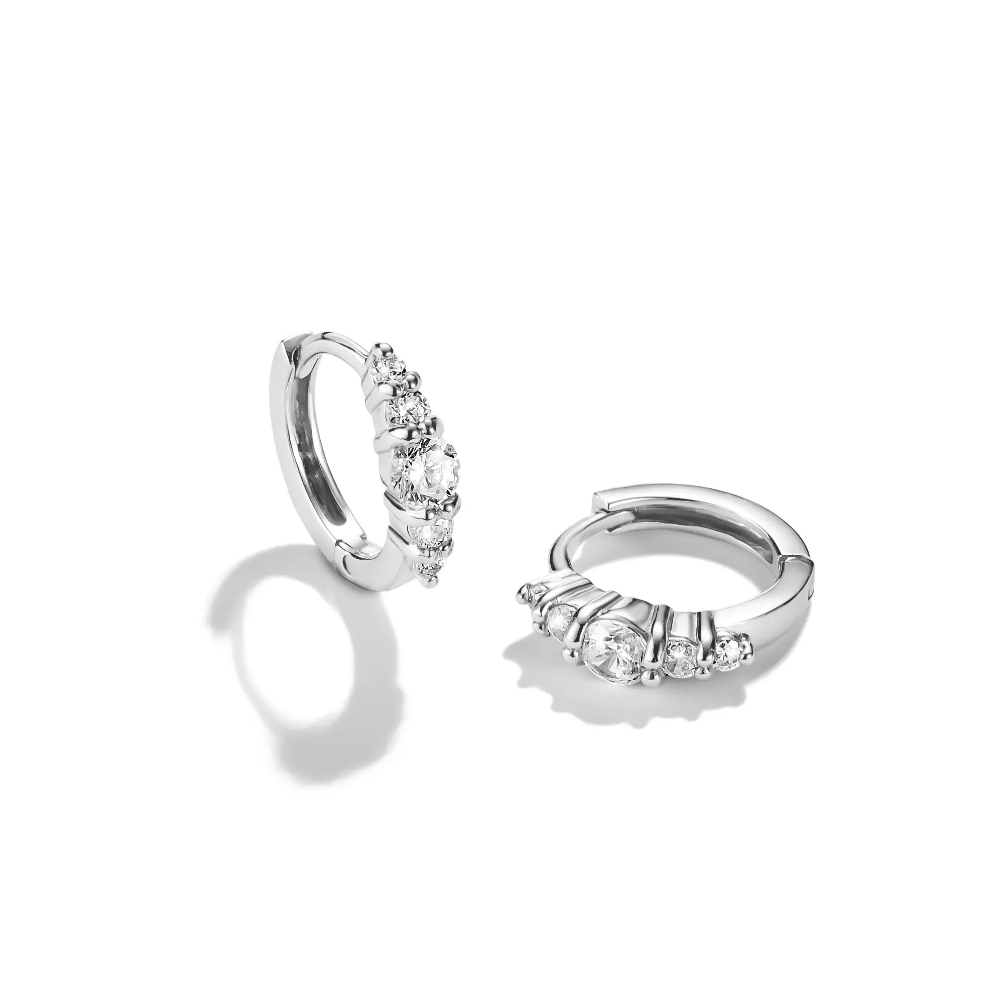 Thomas Sabo Creolen mit weißem Zirkonia – Silber – 11,2 mm hoch – Ansicht 2