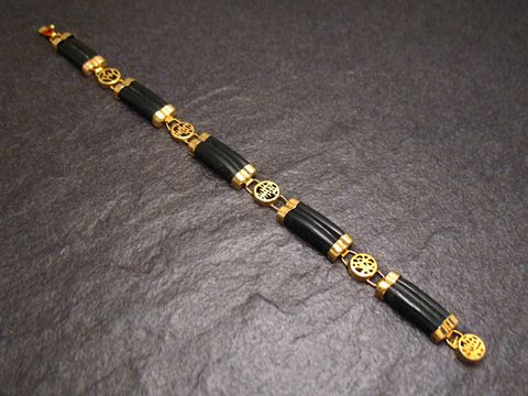 Onyx Armband - Mystik - schwarz 21 cm - goldfarben von Hersteller Juwelier Harnisch, elegantes Armband mit Edelsteinen, perfekt für stilvolle Akzente.