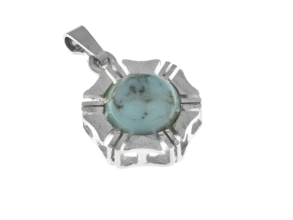 Hinreißender Anhänger in Sechseckform aus Silber, teilmattiert, mit einem türkisblauen Stein in der Mitte, gefertigt von Juwelier Harnisch, umgeben von weiteren Steinen.
