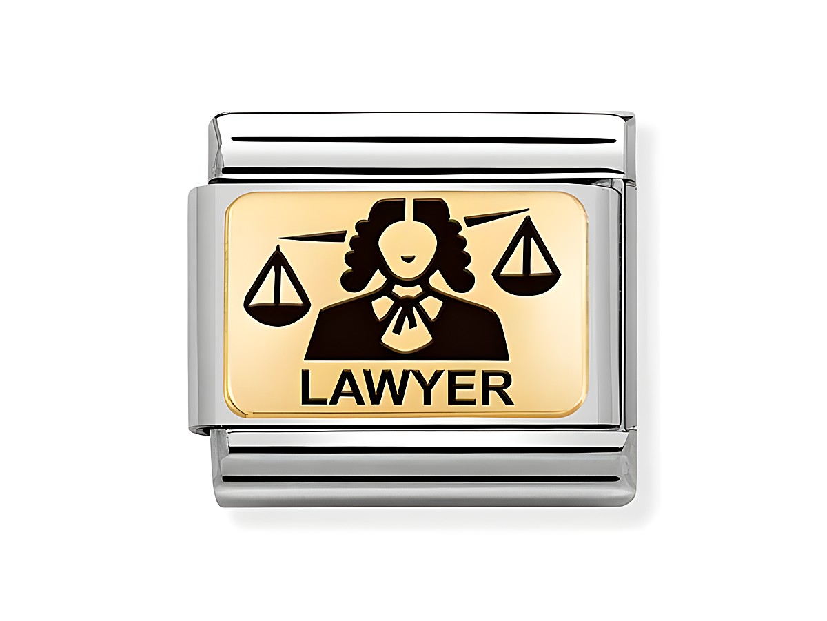 Charm aus Edelstahl und Gold 585 mit dem Motiv eines Anwalts, der eine Perücke trägt, mit Waagschalen und dem Schriftzug Lawyer, emailliert, von Nomination.
