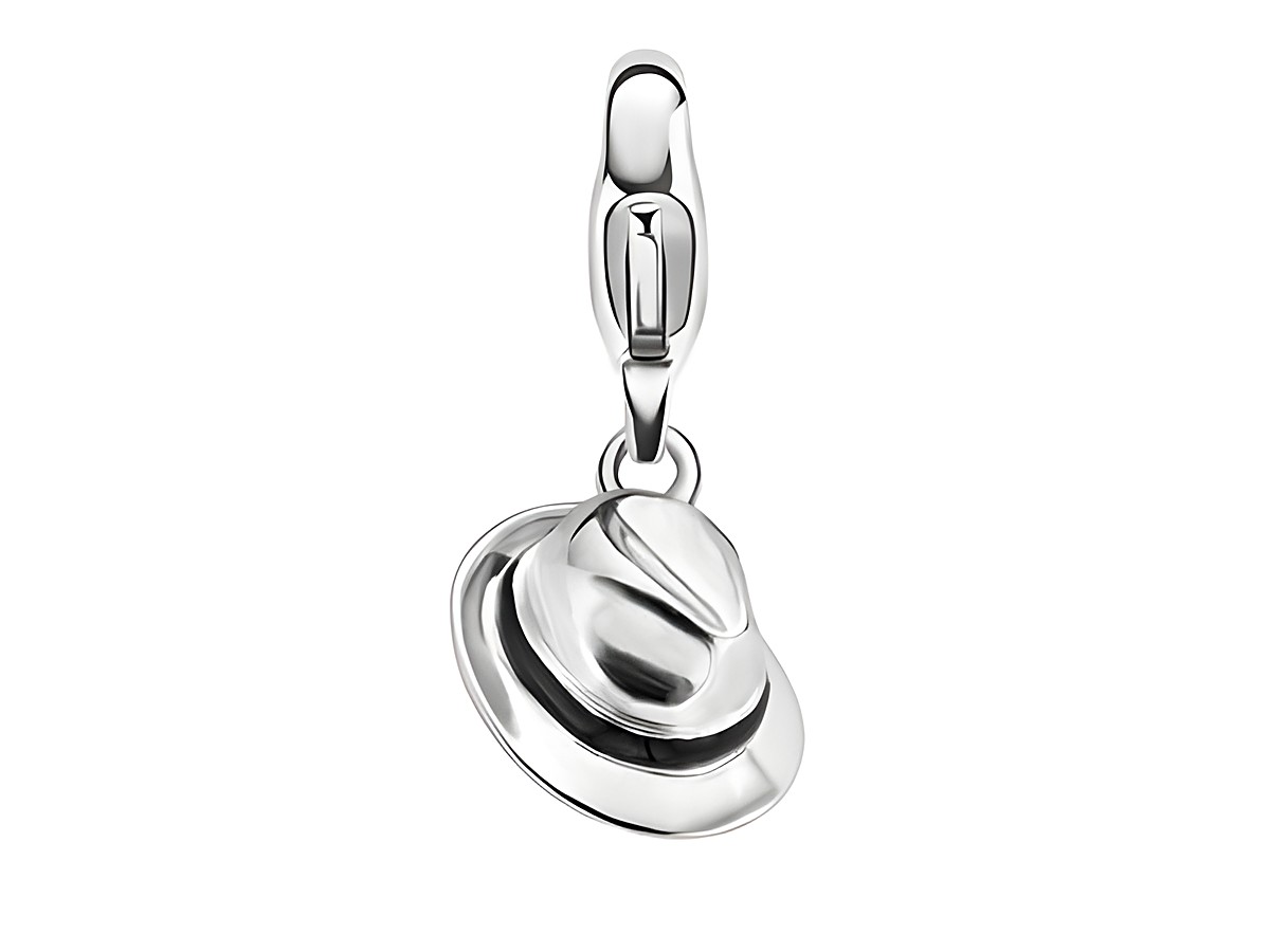 Silberner Charme in Form eines Trilby Huts von Ti Sento, detailreiche Gestaltung mit glänzender Oberfläche, ideal für das Anhängen an Armbändern oder Halsketten.