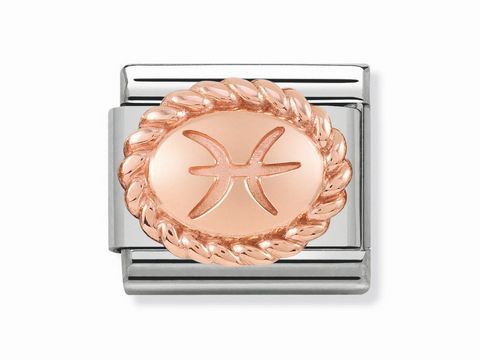 Roséfarbener Anhänger mit dem Sternzeichen Fische in ovaler Form, umgeben von einer schlichten, geflochtenen Umrandung, passend für das Nomination Armband.
