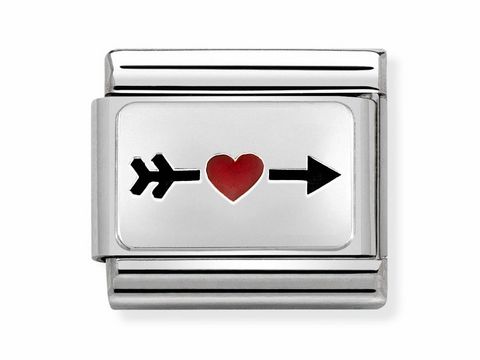Armbandglied aus silbernem Edelstahl mit einem roten Herz und einem Pfeil in Schwarz, produziert von Nomination, Motiv ist Liebe. Ideal für persönliche Schmuckstücke.