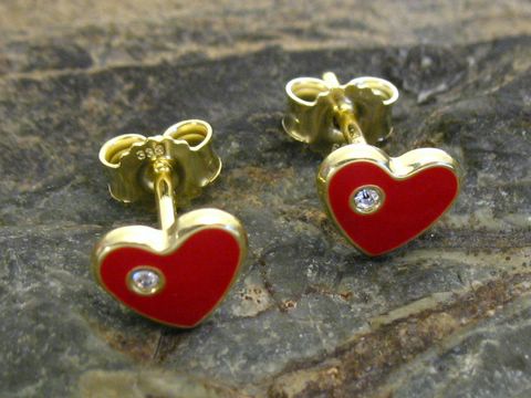 Herzemaillierte Goldohrringe mit Kristall, für Kinder geeignet, Hersteller Juwelier Harnisch, hübsches Design in Form von roten Herzen.