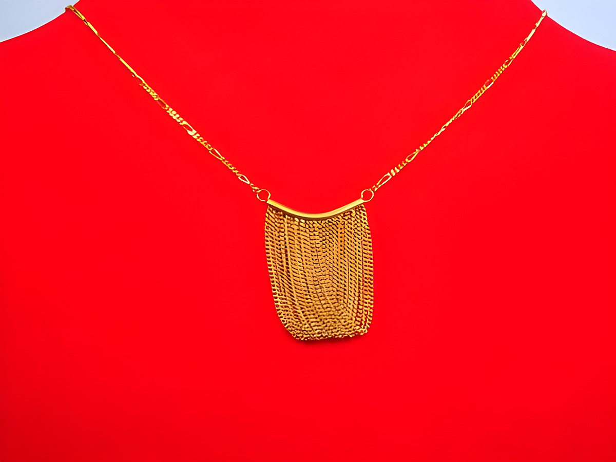 Collier Goldkette 333 Mittelteil mit multi Ketten in 40 cm Länge, hergestellt von Juwelier Harnisch, besteht aus feinen Kettchen, die elegant ineinander verlaufen.