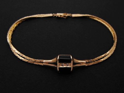 Armband Designmuster 10,7 x 3,8 mm aus Gold 333 mit Diamant und Onyx, Länge 19,5 cm, Hersteller Juwelier Harnisch. Elegantes Schmuckstück mit edler Optik.