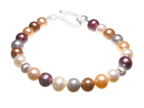 Bunte Zuchtperlen als Armband, 8mm Durchmesser, 21,5 cm lang, kombiniert mit Edelsteinen, gefertigt von Juwelier Harnisch, modernes Design für jeden Anlass.