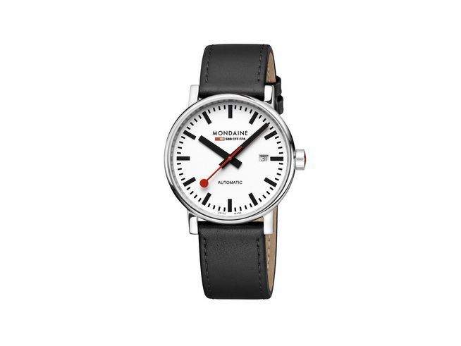 Mondaine Uhr MSE.40610.LBV evo2 aus Edelstahl poliert, 40 mm Gehäuse, schwarzes Lederarmband, weißes Ziffernblatt mit roten Sekundenzeiger und Datumsanzeige.