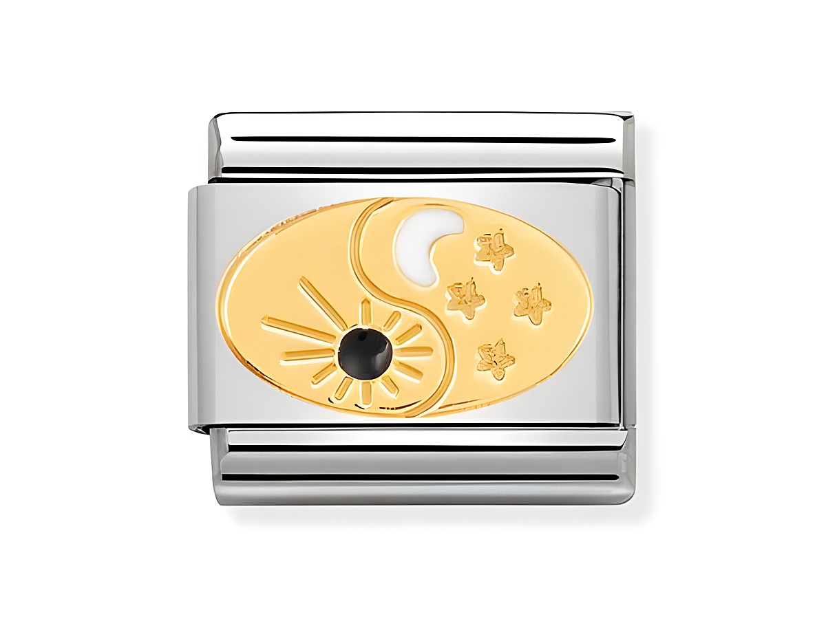 Das Bild zeigt ein elegantes Charm von Nomination in der Composable Classic Cosmo Edition, aus Edelstahl mit einer emaillierten Darstellung von Sonne und Mond sowie kleinen Sternen, teilweise in 18Kt Gold.