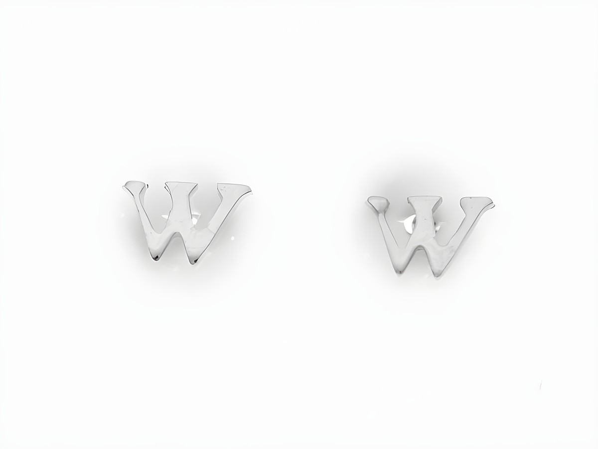 Ohrringe Ohrstecker Buchstabe W aus Silber 925 mit Initialien vom Hersteller Juwelier Harnisch, elegante und individuelle Schmuckstücke für jeden Anlass.