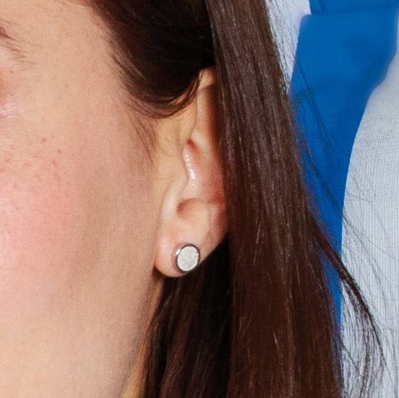 DUR Ohrring kleiner Sandkuss - Sterling Silber – Ansicht 3