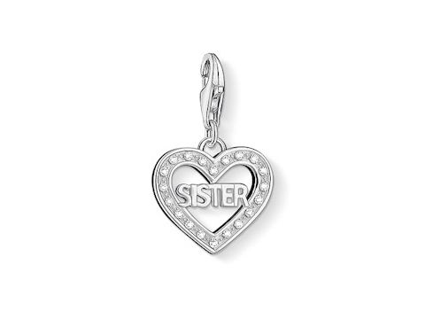 41607559-0 Charm von Thomas Sabo in Herzform mit der Aufschrift SISTER und Zirkonia in weiß, ideal als Geschenk für Schwestern, hochwertiges Design für individuelle Schmuckstücke.