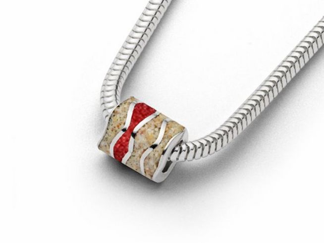 DUR Strandwellen K2902 Sterling Silber Kette rhodiniert mit einem charm aus Strandsand und rotem Steinsand, Länge 50 cm, elegant und modern gestaltet.