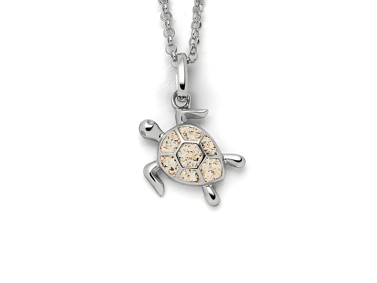 Sterling Silber Halskette mit einem Anhänger in Form einer Schildkröte, mit feinen Details und glitzerndem Element. Die Kette ist 42 cm lang und stammt von DUR.