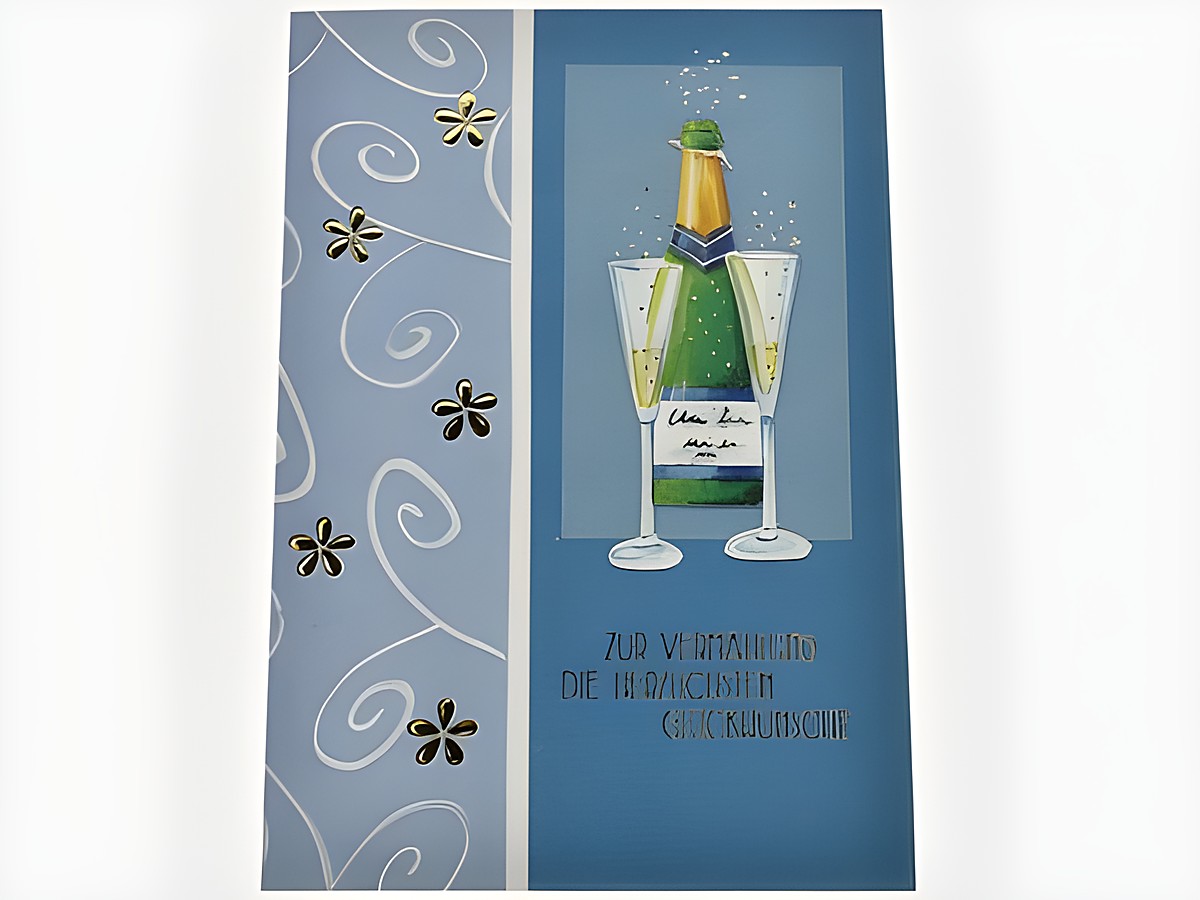 Hochzeitskarte mit einer Sektflasche und zwei Gläsern, verziert mit floralen Motiven und goldenen Akzenten, hergestellt von Juwelier Harnisch, geeignet für Hochzeitsgrüße.