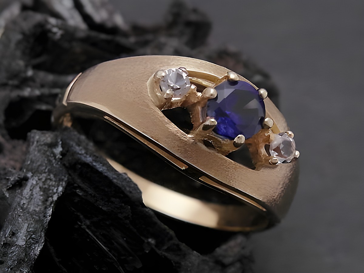 Gold Ring fabelhaft Gold 333 mit synthetischem Safir und Zirkonia. Eleganter Goldring Größe 55 bis 56 von Hersteller Juwelier Harnisch. Ideal für jeden Anlass.
