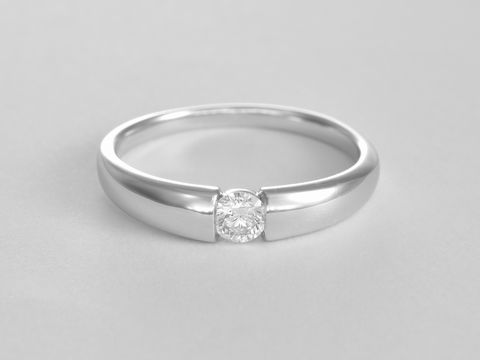Weißgold Ring Verlobungsring klassisch Brilliant 0,17 ct W/Si Gr. 52 Hersteller Juwelier Harnisch bis Gr. 52/17. Eleganter Ring mit einem strahlenden Brillanten in der Mitte.