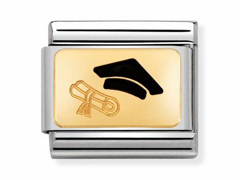 Diplom schwarz mit einem Abschlusshut und einer Urkunde auf einem goldenen Hintergrund, montiert auf einem silbernen Plättchen, von Nomination, Modell Composable Classic.