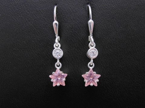 Silber Ohrringe in Sternform mit pink-weißen Zirkonia Steinen, bezaubernde Ohrhänger vom Hersteller Juwelier Harnisch, ideal für elegante Anlässe.