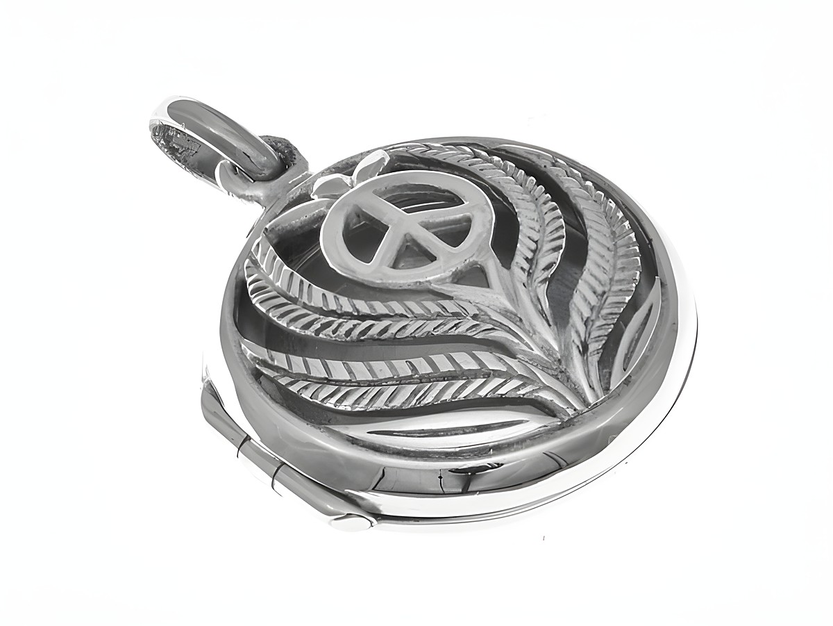Medaillon in rundem Design aus Sterling Silber mit einem Peace-Symbol und stilisierten Blättern, Hersteller Juwelier Harnisch, attraktives Schmuckstück für Symbolik des Friedens.