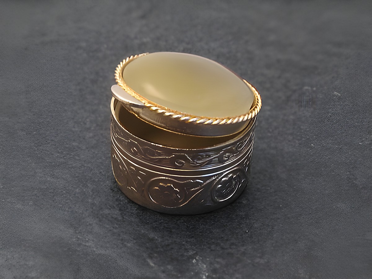 Multifunktionale Dose - Rund grüner Achat Stein, Hersteller: Juwelier Harnisch, mit Stein, dekoratives Schmuckstück in edlem Design, ideal für Aufbewahrung und Präsentation.