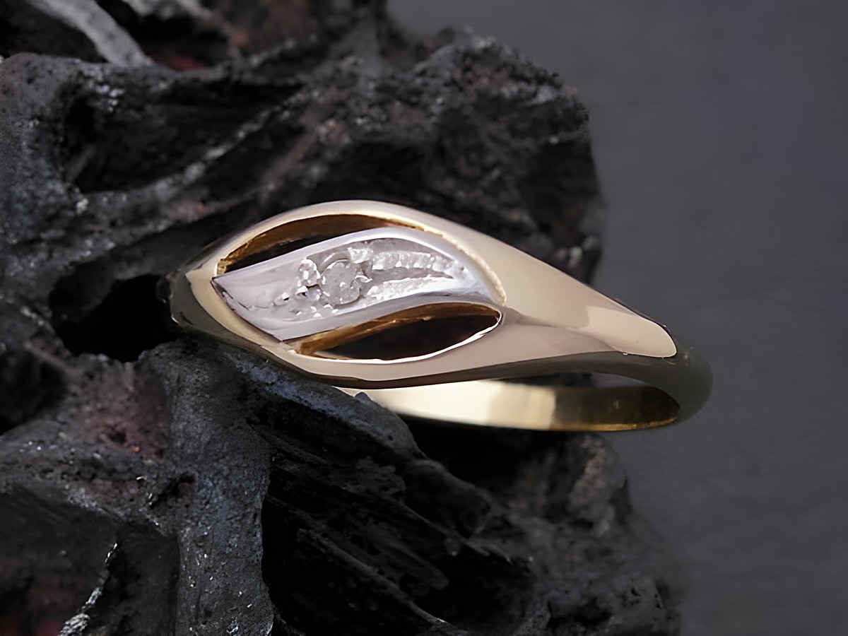 Gold Ring - faszinierend - Gold 333 bicolor - Diamant - Goldring - Gr. 56, Hersteller: Juwelier Harnisch, bis Gr. 56/18.