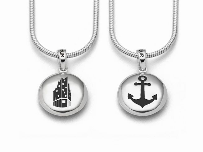 DUR Anhänger Hamburg Elphi P3970 aus rhodiniertem Sterling Silber, beidseitig gestaltet mit einer stilisierten Darstellung der Elbphilharmonie und einem Anker.