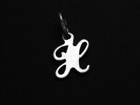 31661-0 H 925 Silber Buchstaben Anhänger Schreibschrift, Hersteller Juwelier Harnisch, Buchstabe H in eleganter Form gefertigt. Ideal als persönliches Schmuckstück oder Geschenk.