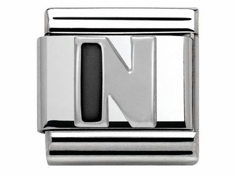 Buchstabe N aus dem Classic SilverShine Sortiment von Nomination in Emaille, glänzendes silbernes Design, geeignet für Armbänder und Schmuckstücke.