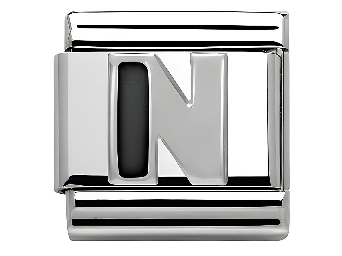 Buchstabe N aus dem Classic SilverShine Sortiment von Nomination in Emaille, glänzendes silbernes Design, geeignet für Armbänder und Schmuckstücke.