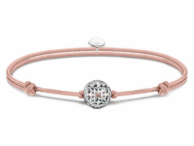 Armband von Thomas Sabo A2125-173-12-L22V aus Textil mit Karma Bead in Silber und Nylon, in zartem Rosa, verstellbar bis 22 cm, schlichtes und elegantes Design.