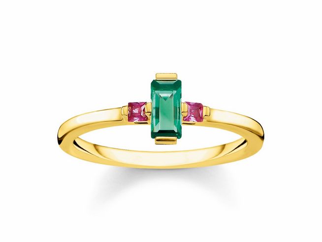 Thomas Sabo Ring aus Sterling Silber mit vergoldeter Oberfläche, mit einem mehrfarbigen Glas-Keramik Stein und synthetischem Korund in Größe 54.