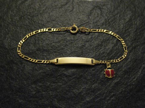 Gold Gravur Armband mit Marienkäferanhänger, bis 16 cm, elegantes Design von Juwelier Harnisch, ideal zur persönlichen Gravur, stilvoll und charmant.