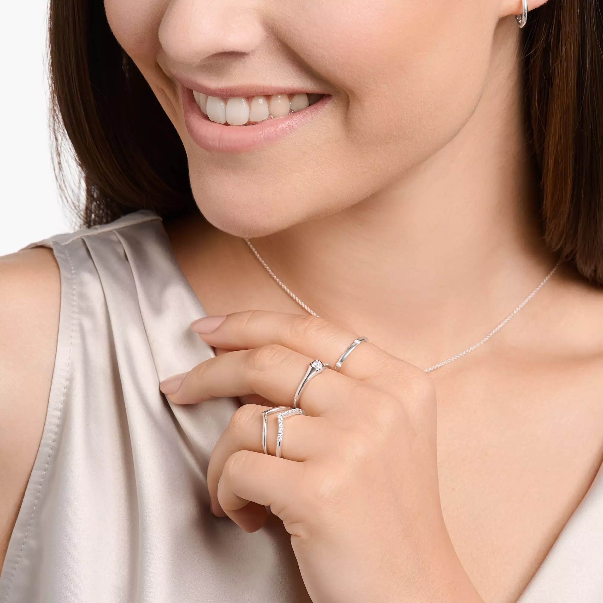 Thomas Sabo Ring V-Form mit weißen Steinen silber – Zirkonia – Ansicht 2