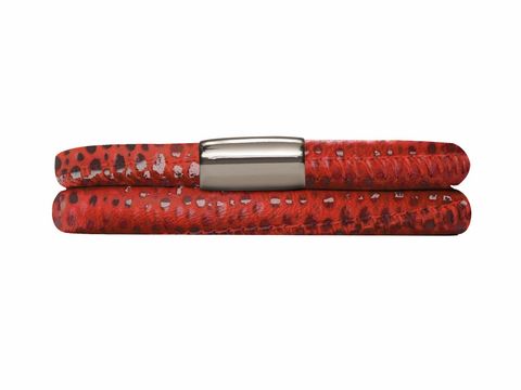 Endless Jennifer Lopez Lederarmband in Rot mit Reptillederoptik, zweifach gewickelt, Edelstahlverschluss in Silber, modisches Accessoire für jeden Anlass, 1002-36 cm.