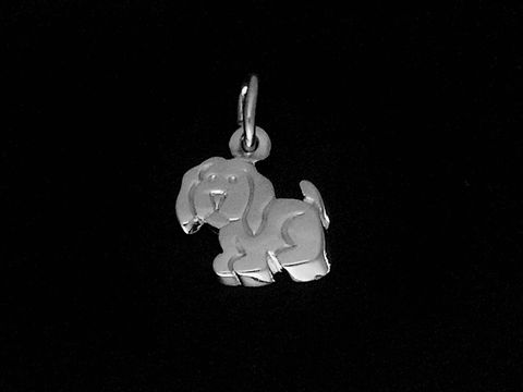 Hund Anhänger Silber rhodiniert niedlich, Hersteller Juwelier Harnisch, ideal für Tierliebhaber, schöner Schmuck für jeden Anlass.