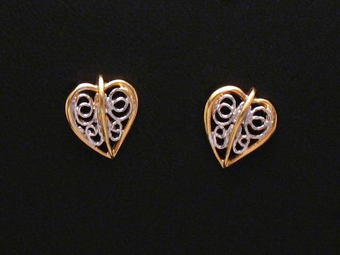 Bicolor Herzen Gold Ohrstecker von Juwelier Harnisch, elegante Herz Ohrringe mit filigranem Design in gold und silber, ideal für besondere Anlässe und täglichen Gebrauch.